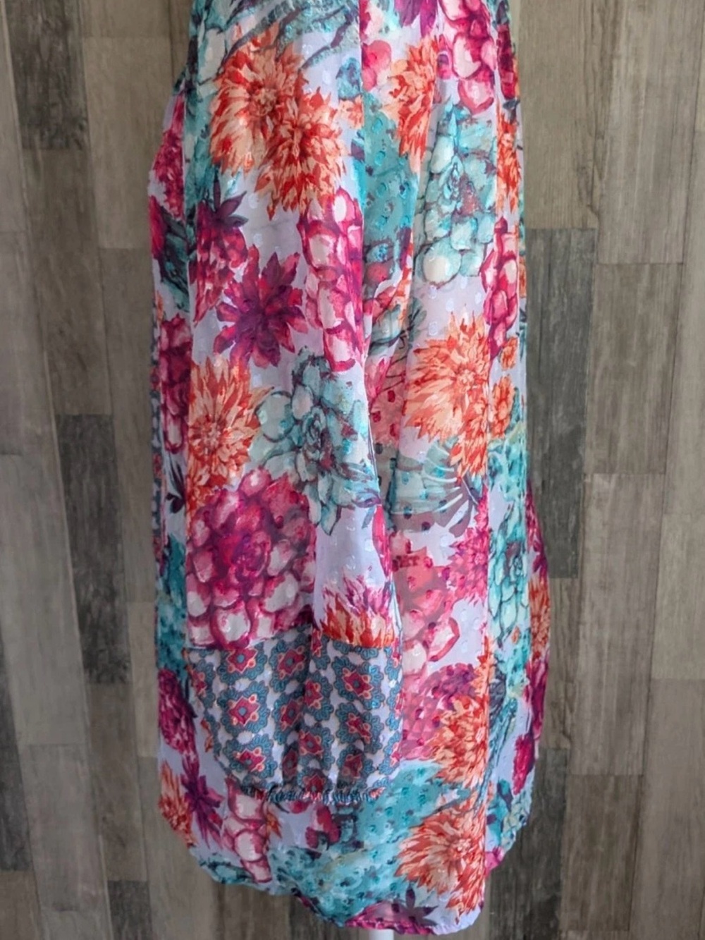 Anthropologie Figueroa & Flower Floral V-Neck Blouse Size M - Picture 4 of 10